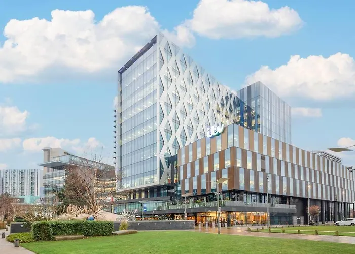 Stylish Mediacity 2Bed, Sleeps 6, Amazing Views